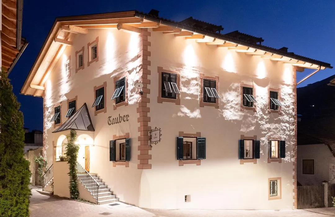 Garni Hotel Tauber-1