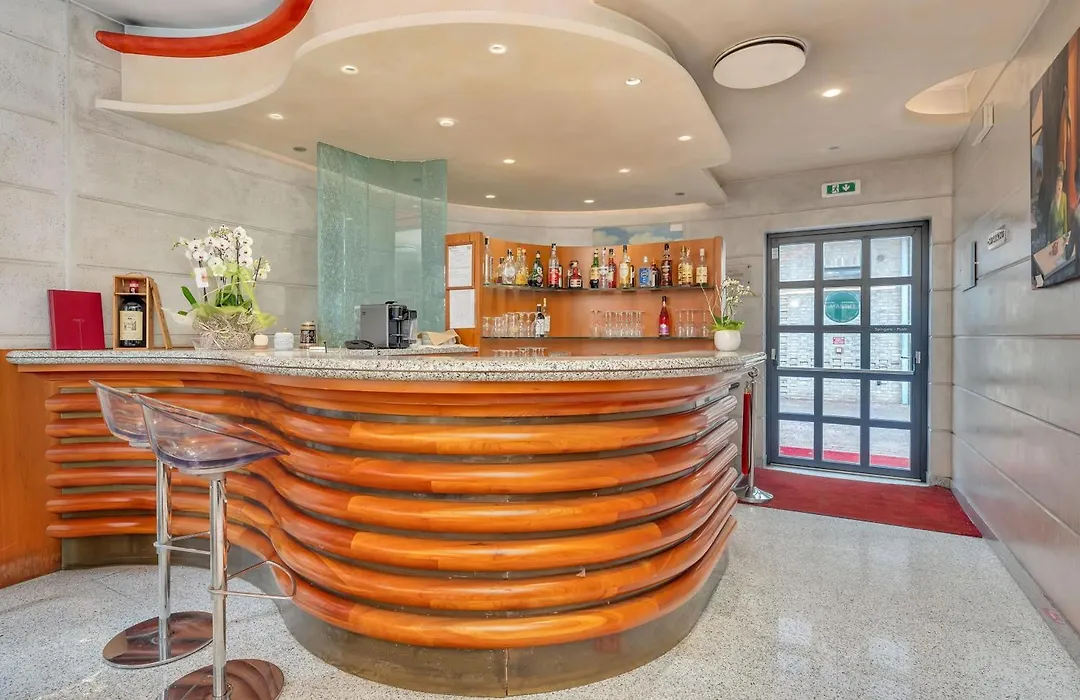 B&B Hotels Hotel Prestige Ornago-1