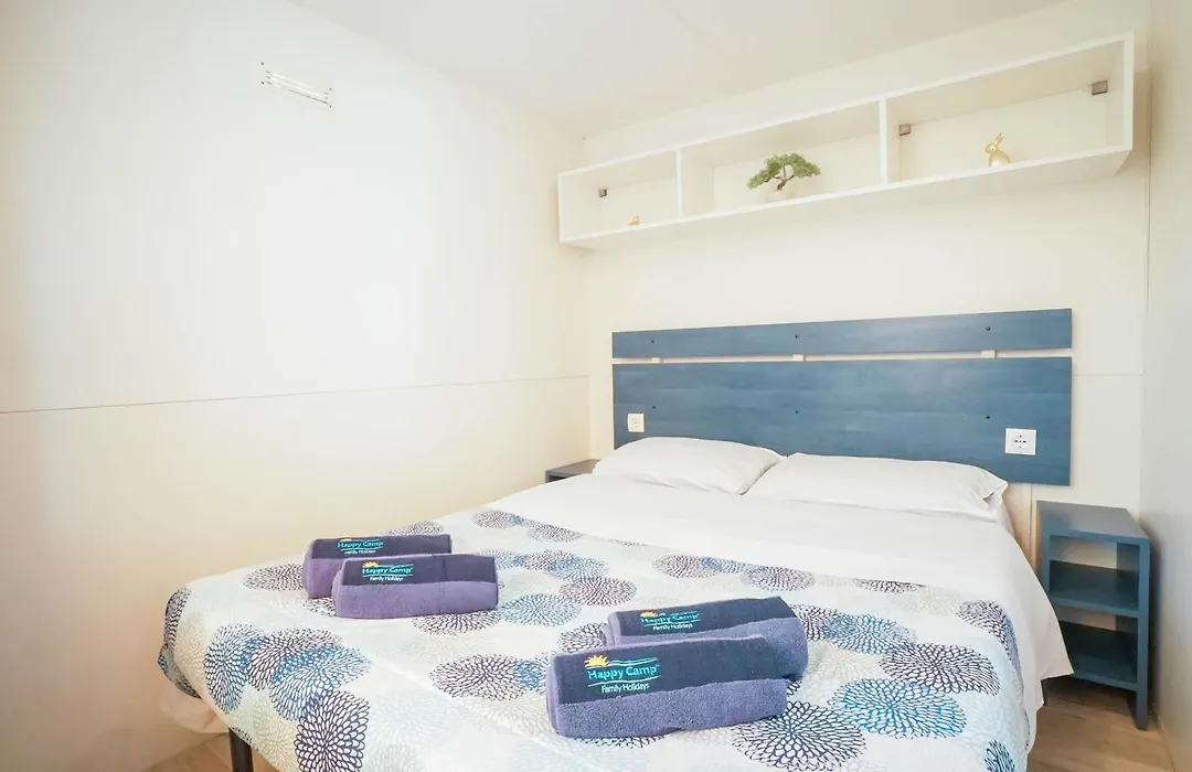 Happy Camp Mobile Homes In Camping Village Rosapineta-1