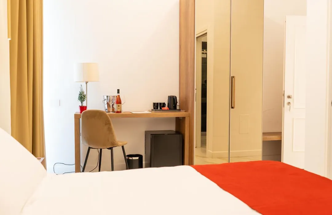 Hotel Diana-1