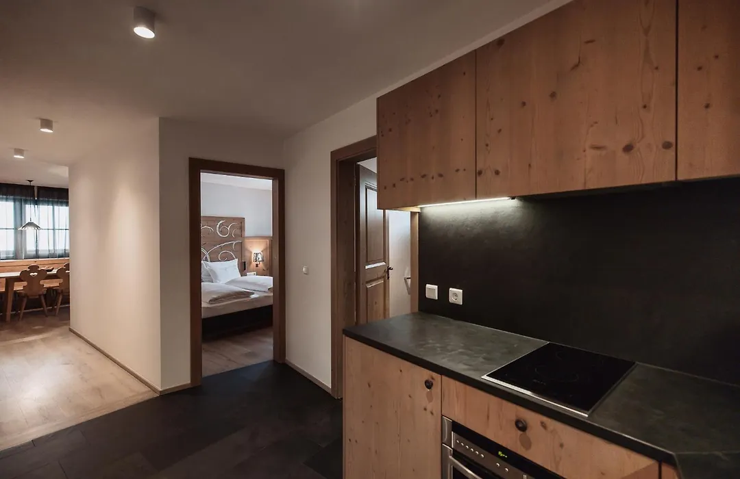 Zin Senfter Residence-1