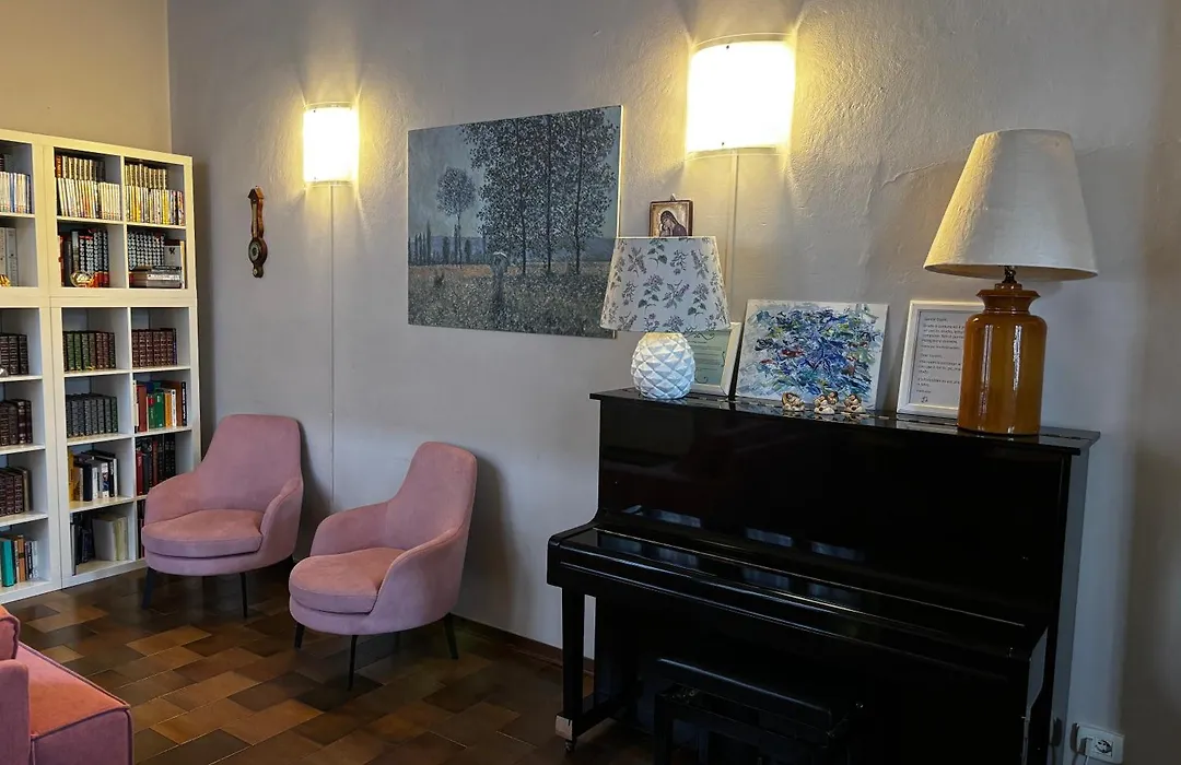 Protezione Della Giovane - Female Hostel-1