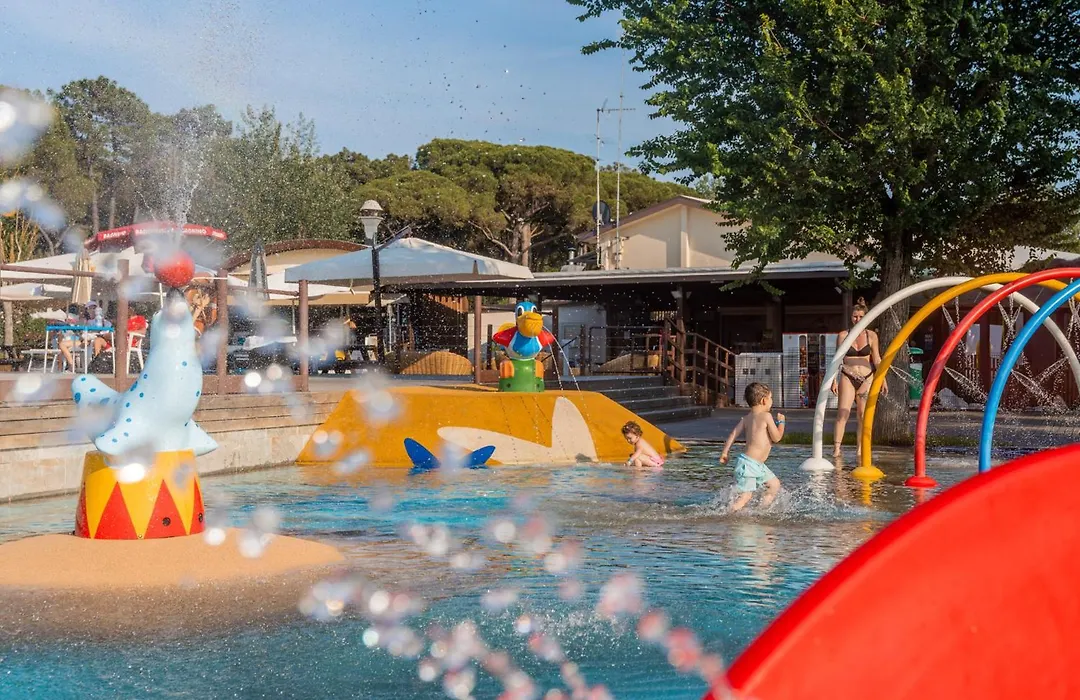 Club Del Sole Spina Family Collection-1