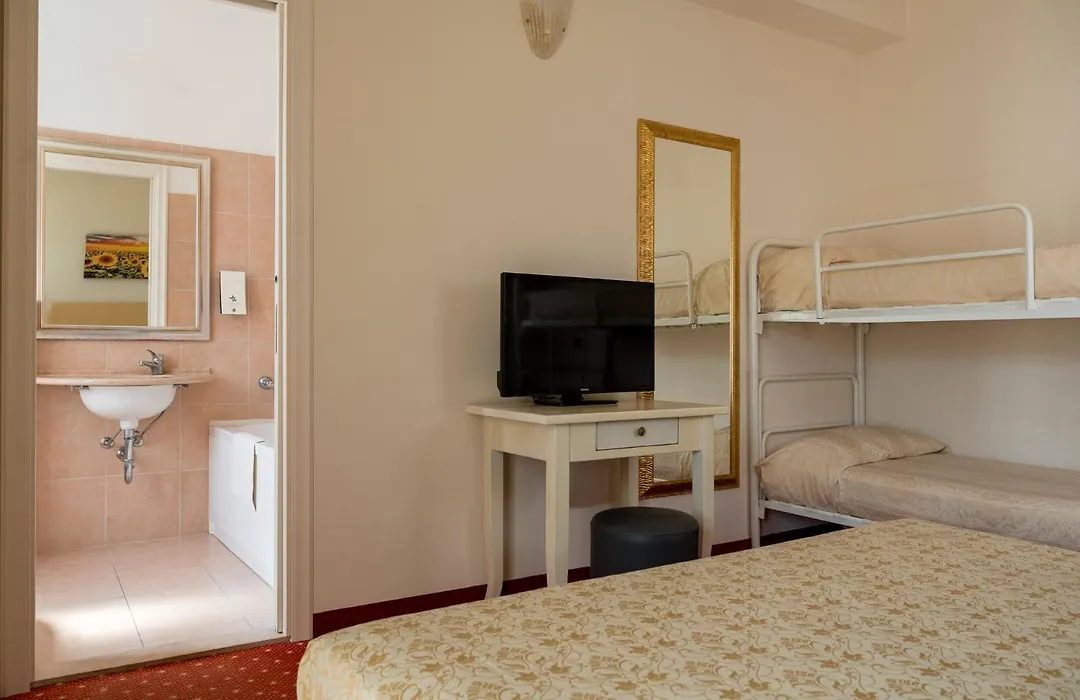 Hotel Alexander-1