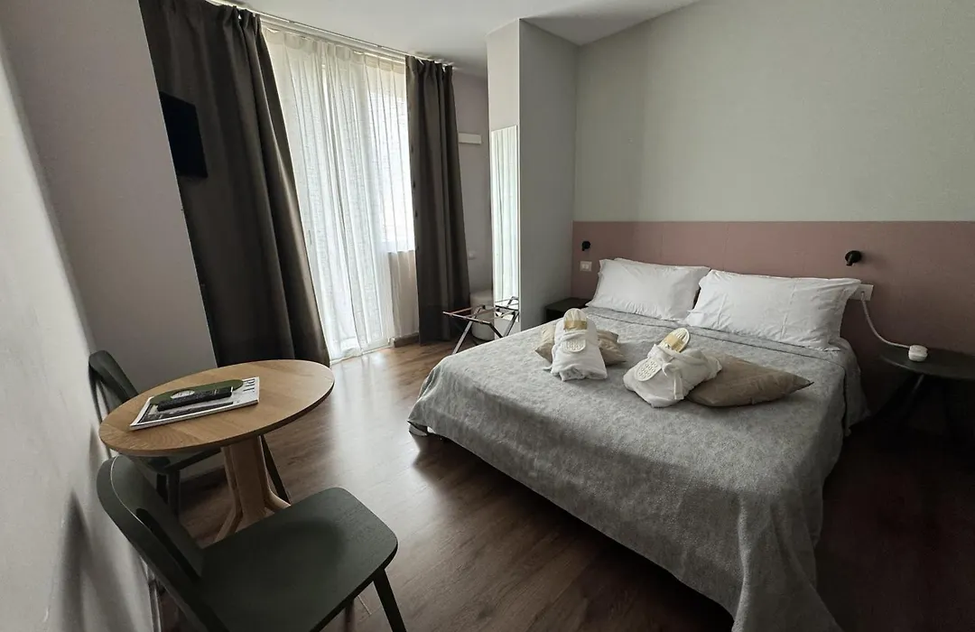 Hotel Royal-1