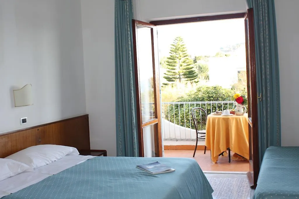 Hotel Santa Lucia-1