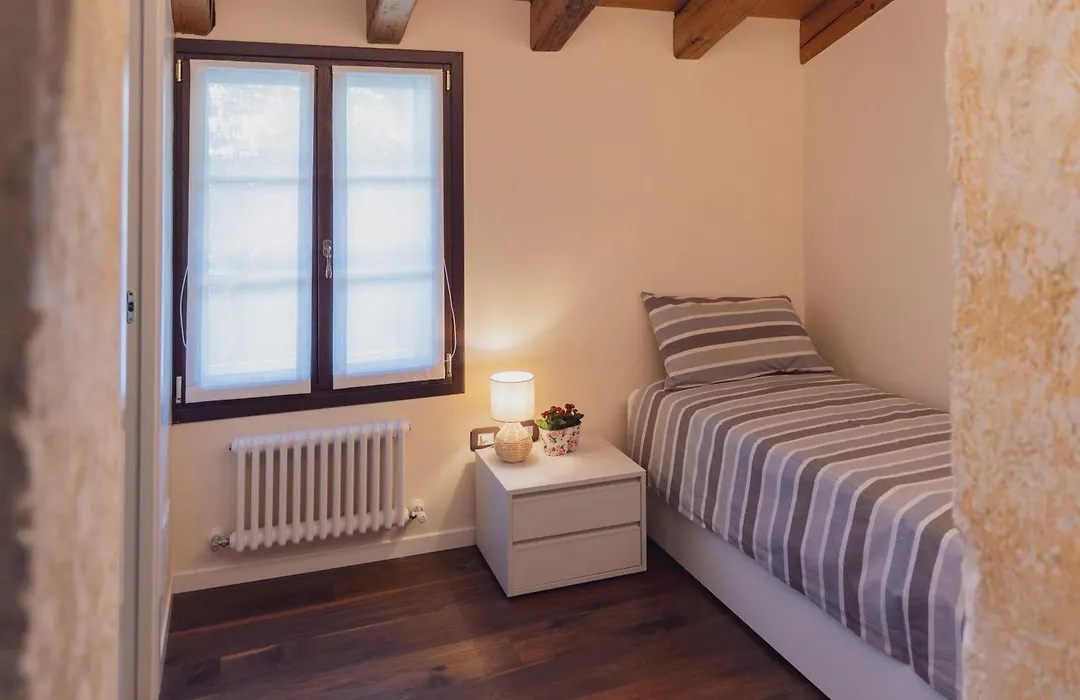 Casa Tonello Zugliano-1