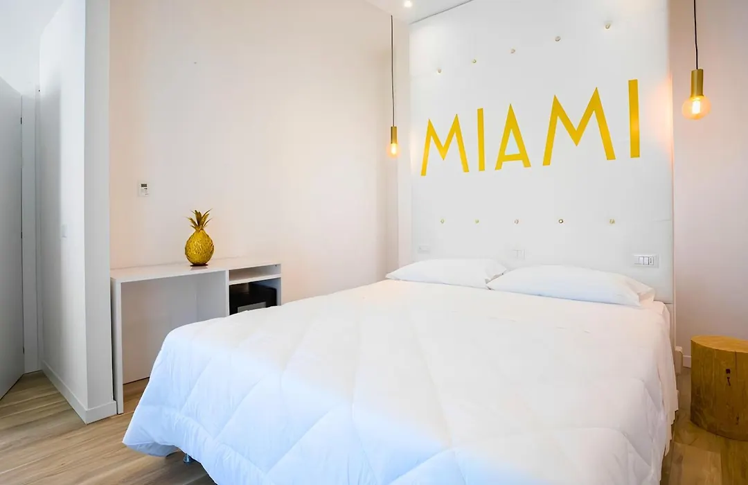 Miami Suite-1