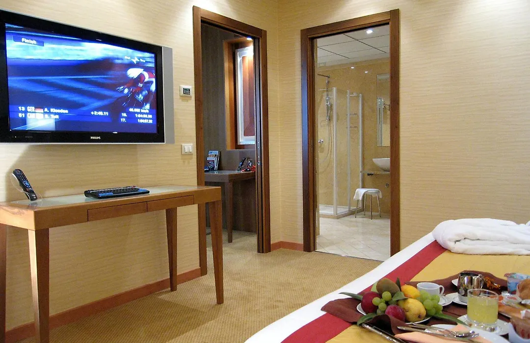 Crowne Plaza Padova By Ihg-1
