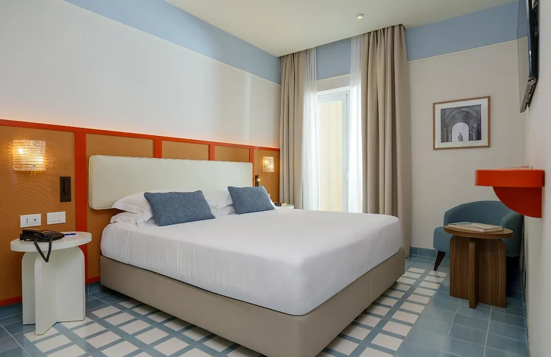 Hotel Plaza-1