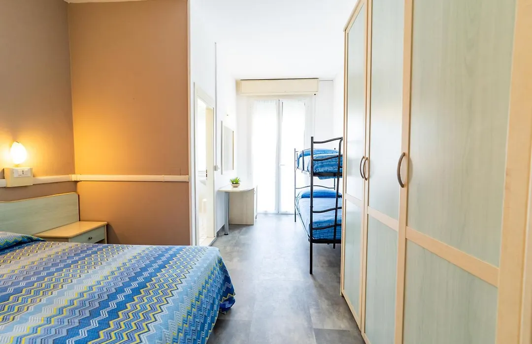 Hotel Carol-1