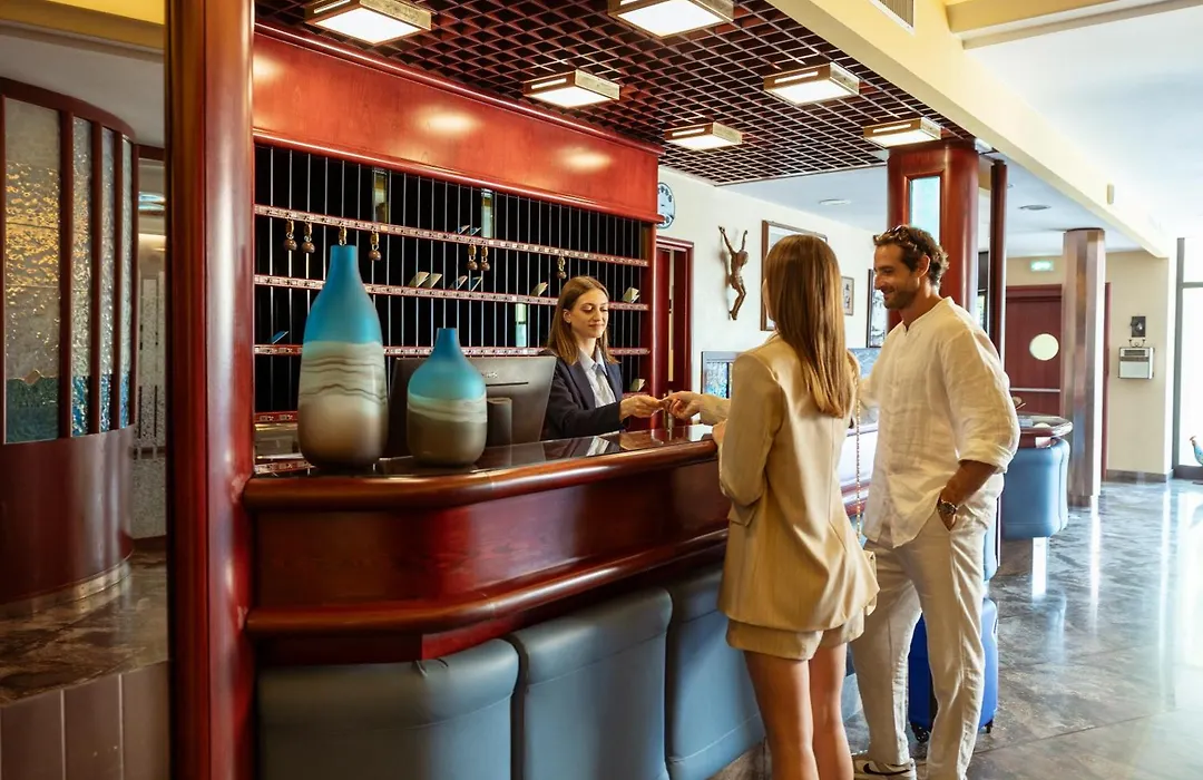 Hotel Caravel-1