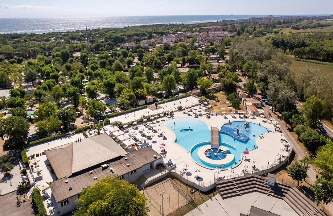 Club del Sole Adriano Family Collection-1
