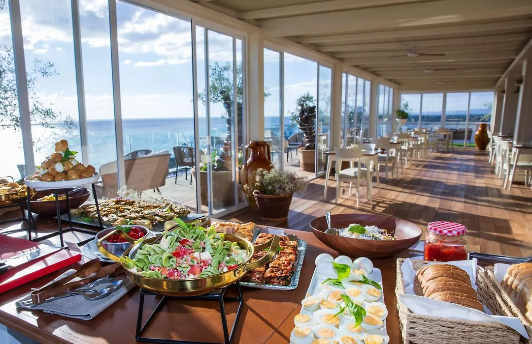 Bianco Riccio Suite Hotel-1