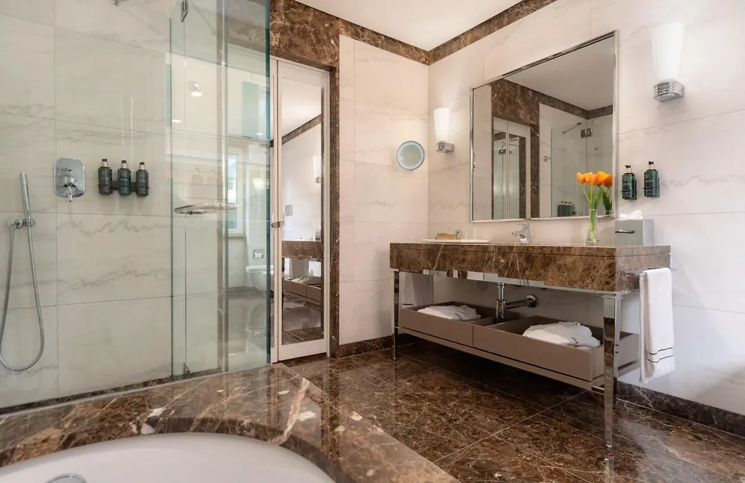 Meliá Genova-1