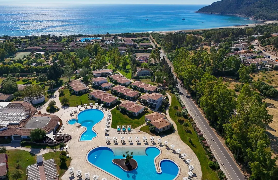 Limone Beach Resort-1