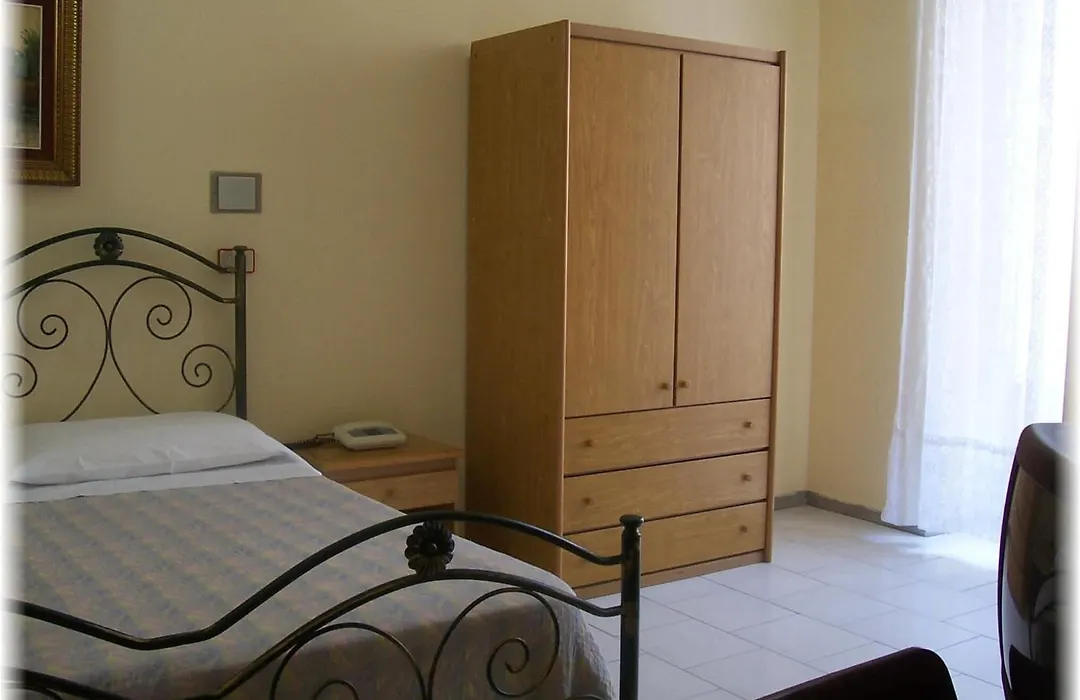 Hotel Pensione Romeo-1