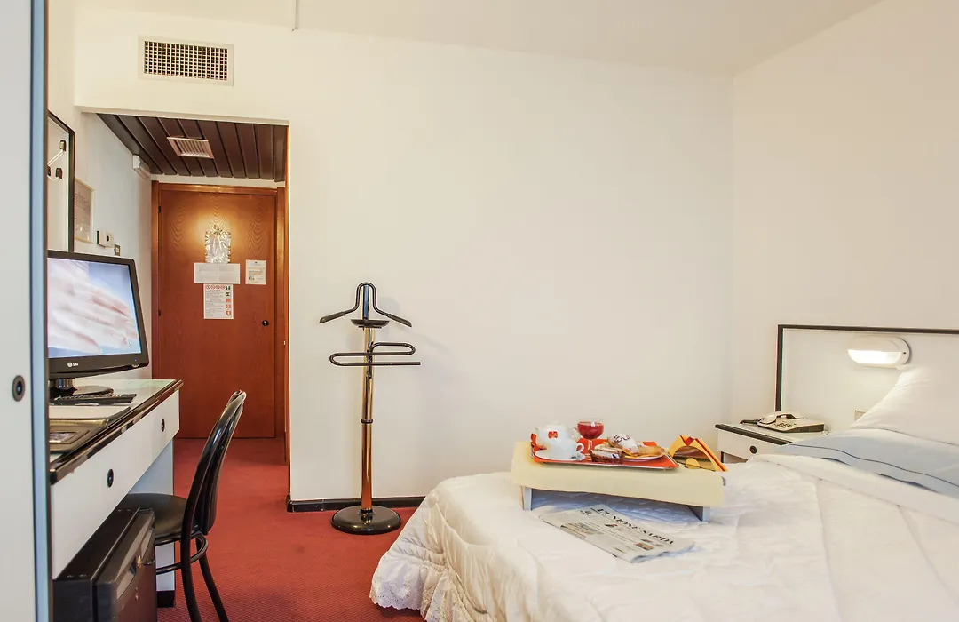 Hotel Quadrifoglio-1