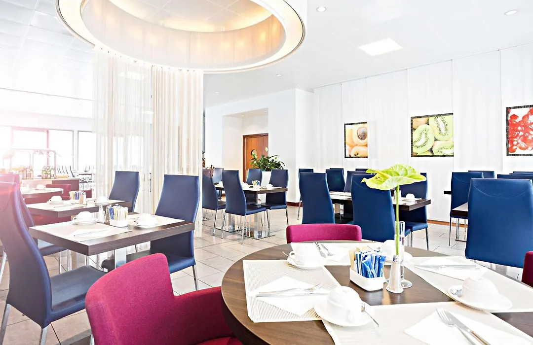 Novotel Milano Malpensa Aeroporto-1