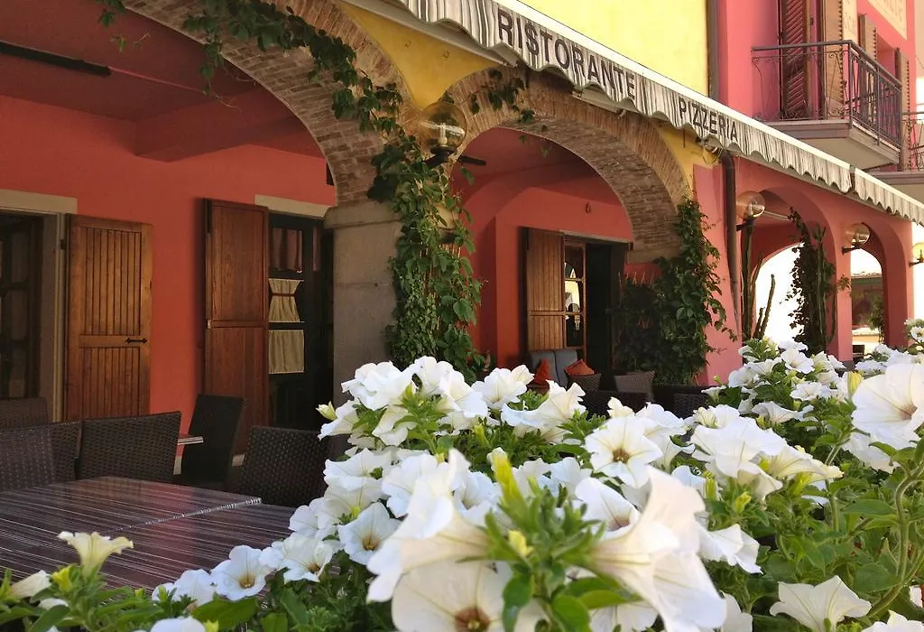 Albergo Ristorante La Rocca-1