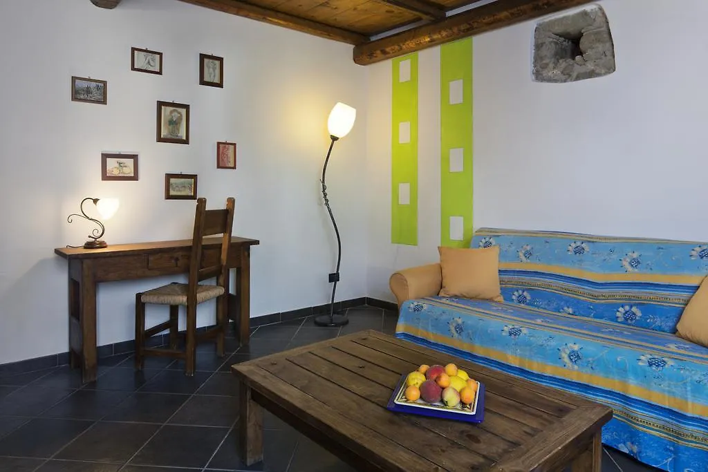 Agriturismo Terrenia-1
