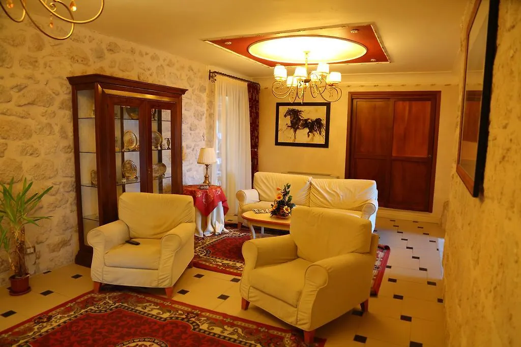 Agriturismo Monticelli-1