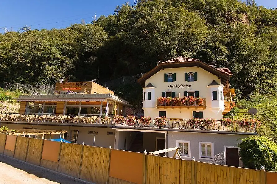 Ottenkellerhof-1
