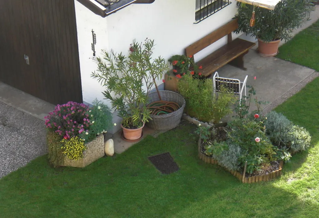Haus Poeder-1