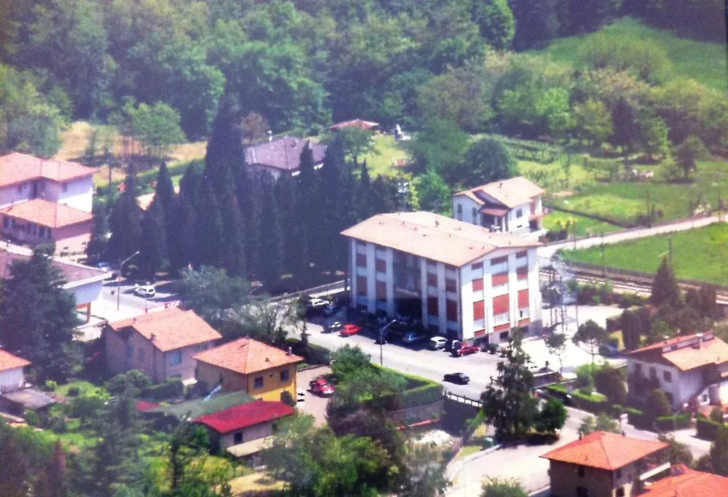 Albergo Cristallo-1