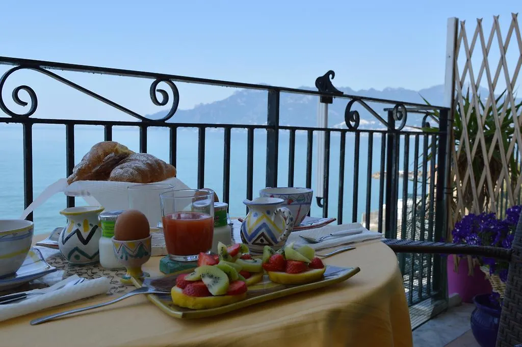 B&B Fronte Del Mare-1