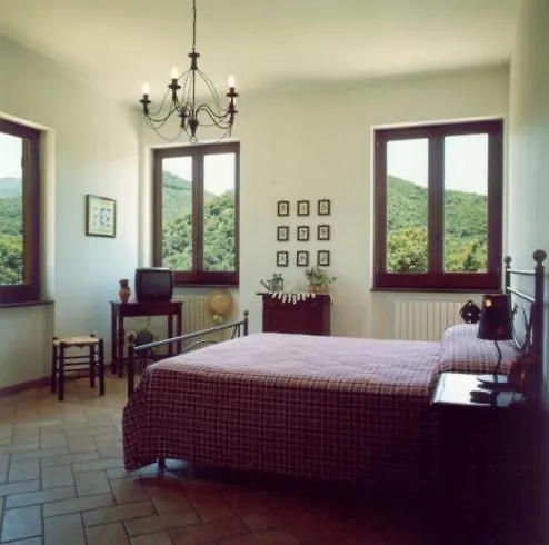 Agriturismo Casale Pie D'Eco-1