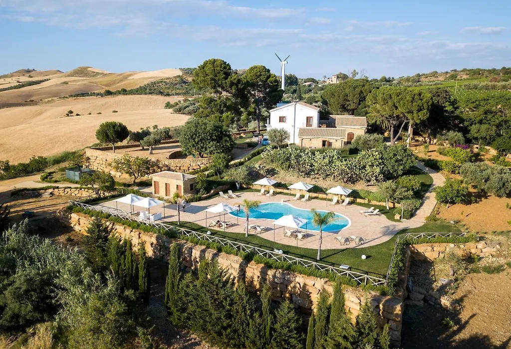 Agriturismo Feudo Muxarello-1