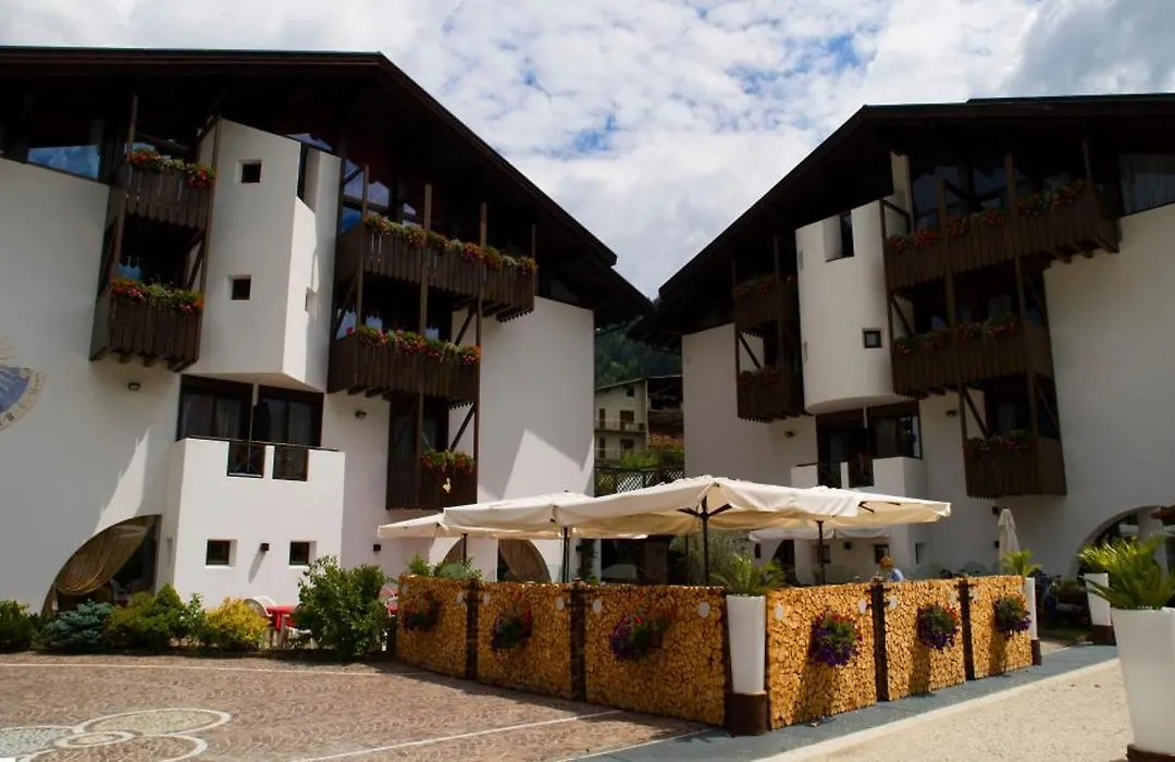 Hotel Castel Pietra-1