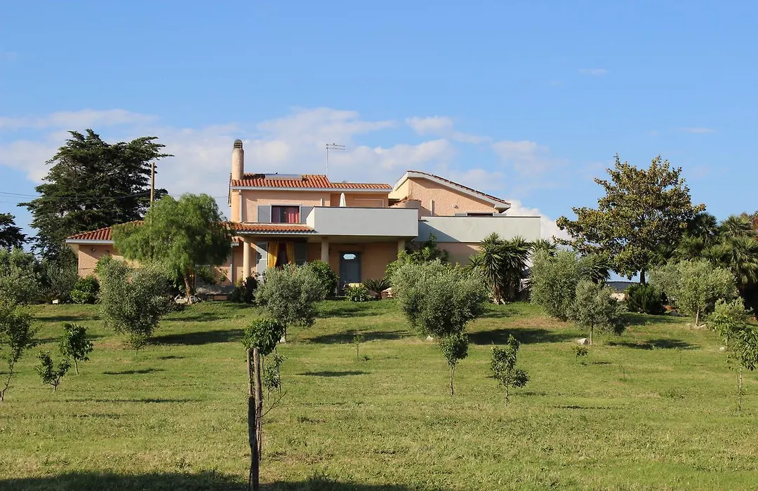 Guest house Villa di Judighes-1