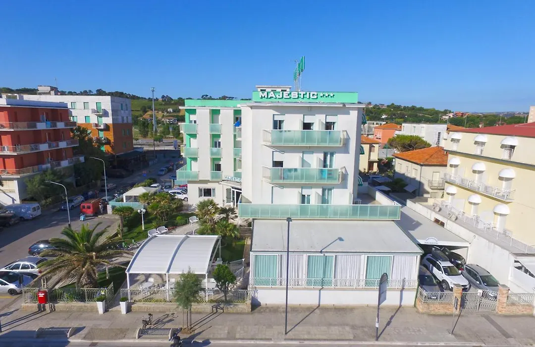 Hotel Majestic-1