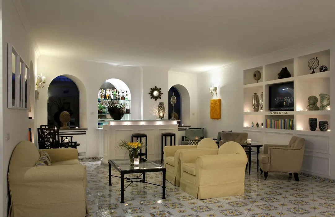 Hotel Canasta-1