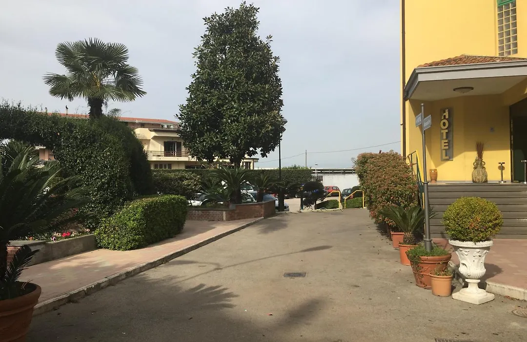 Hotel Stefano a Melito-1