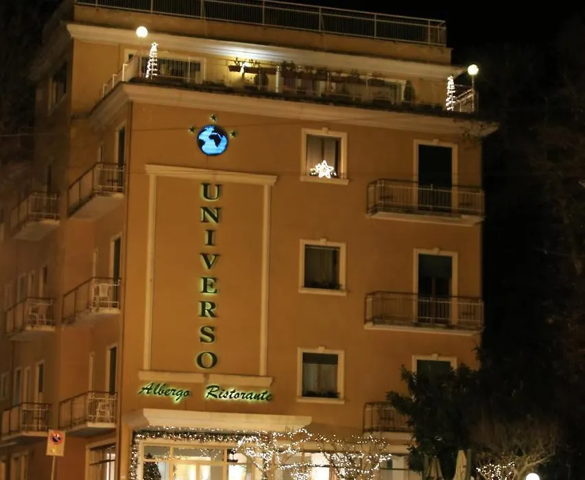 Hotel Universo-1