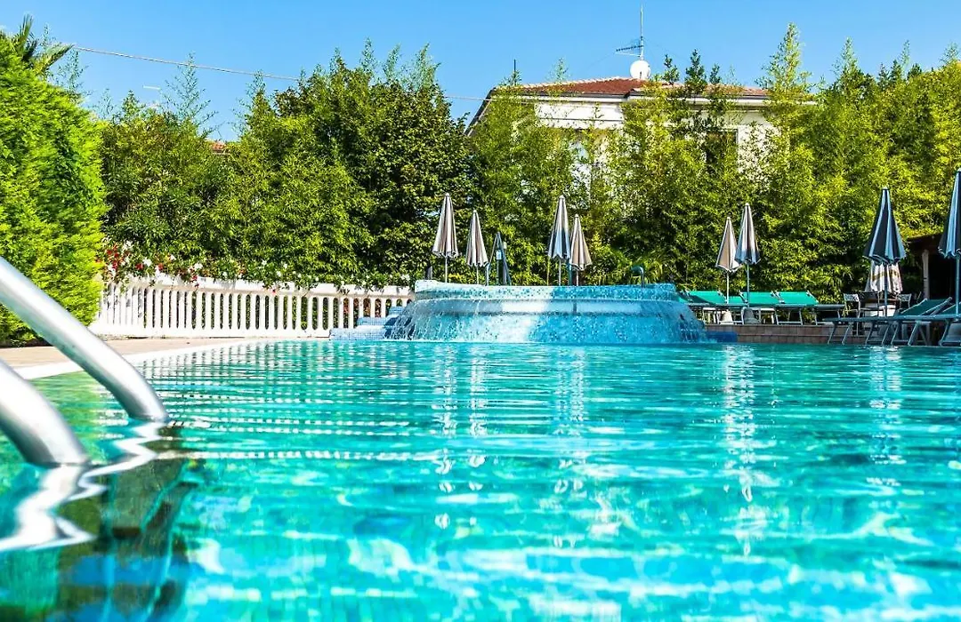 Hotel Smeraldo-1