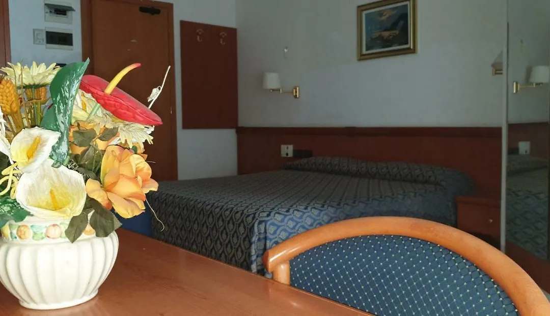 Hotel Ginevra-1