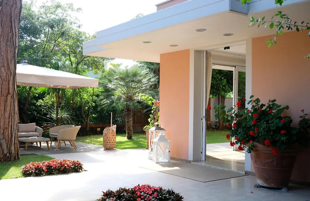 Hotel Piccolo Mondo-1