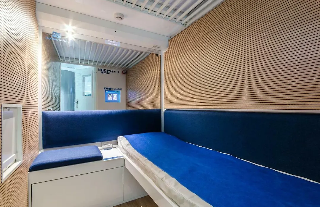 Resting Pods - -Zzzleepandgo Mxp Airport-1