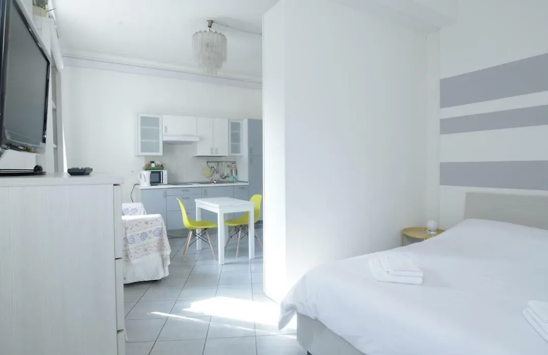 Central Cosy Apartment-1