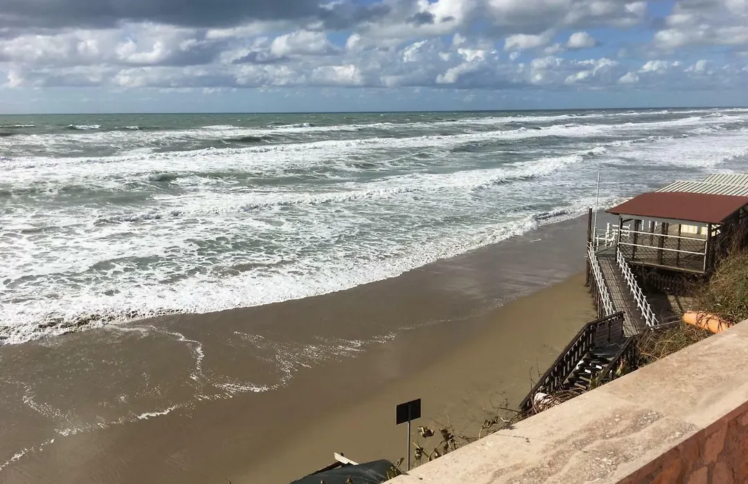 Anzio A Picco Sul Mare!-1