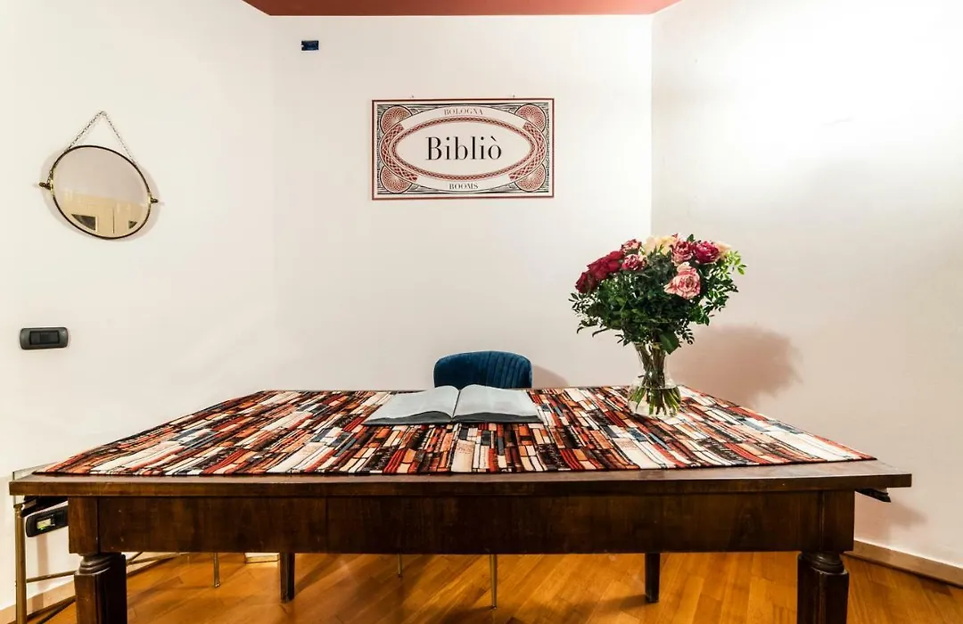 Biblio Rooms Guesthouse-1