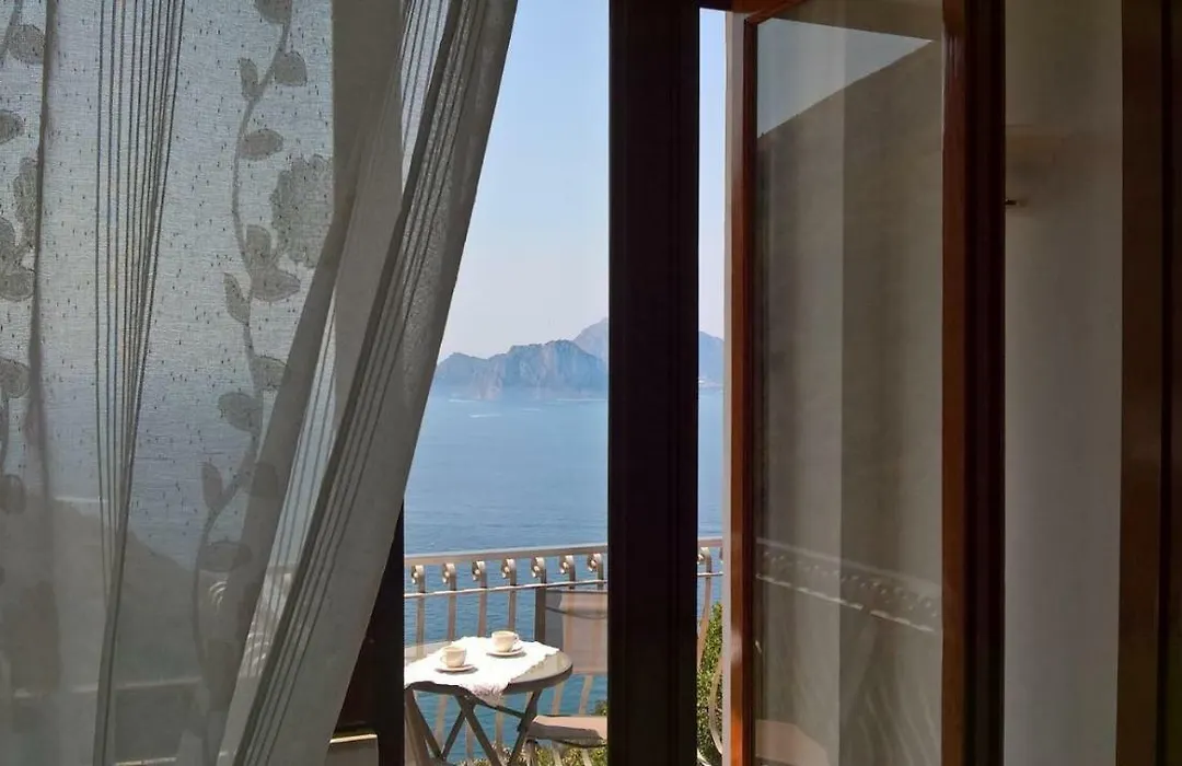 Acquamarina Accommodation-1