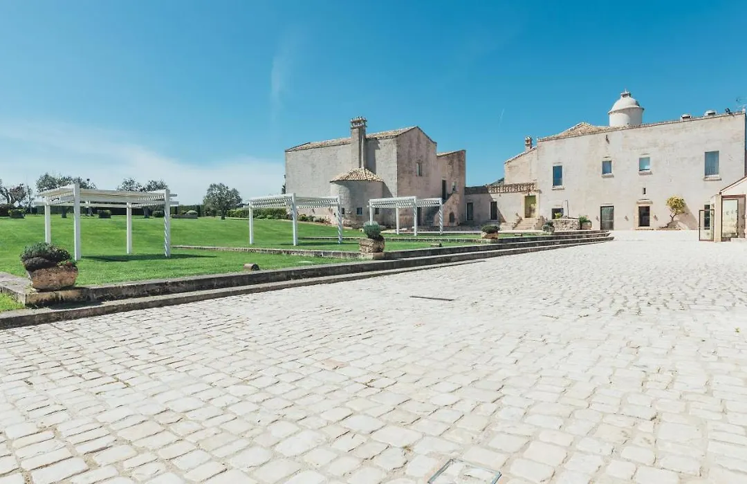 Calderoni Martini Suite-1