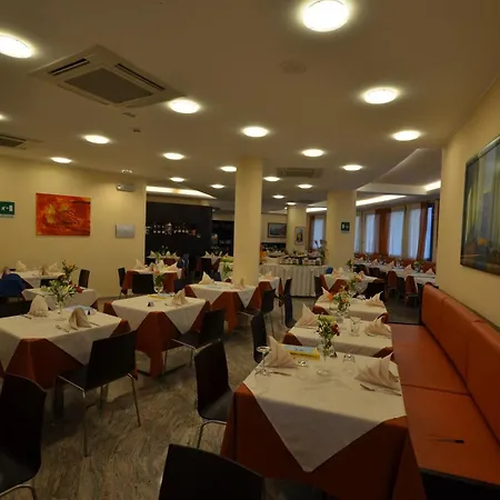 Hotel Cristallo-3