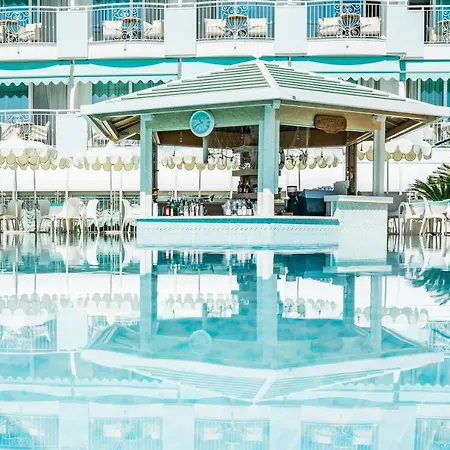 Hotel Punta Dell'Est-2