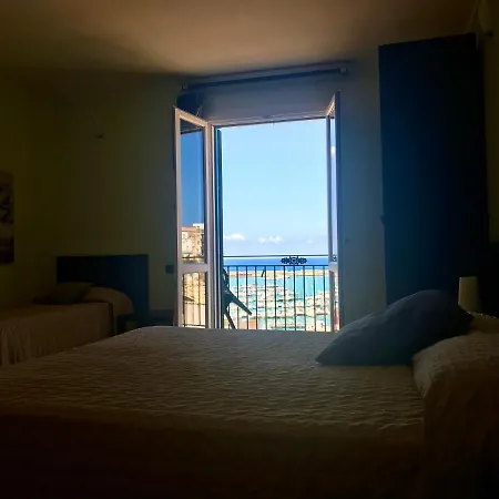 Castellammare Smart Rooms-2